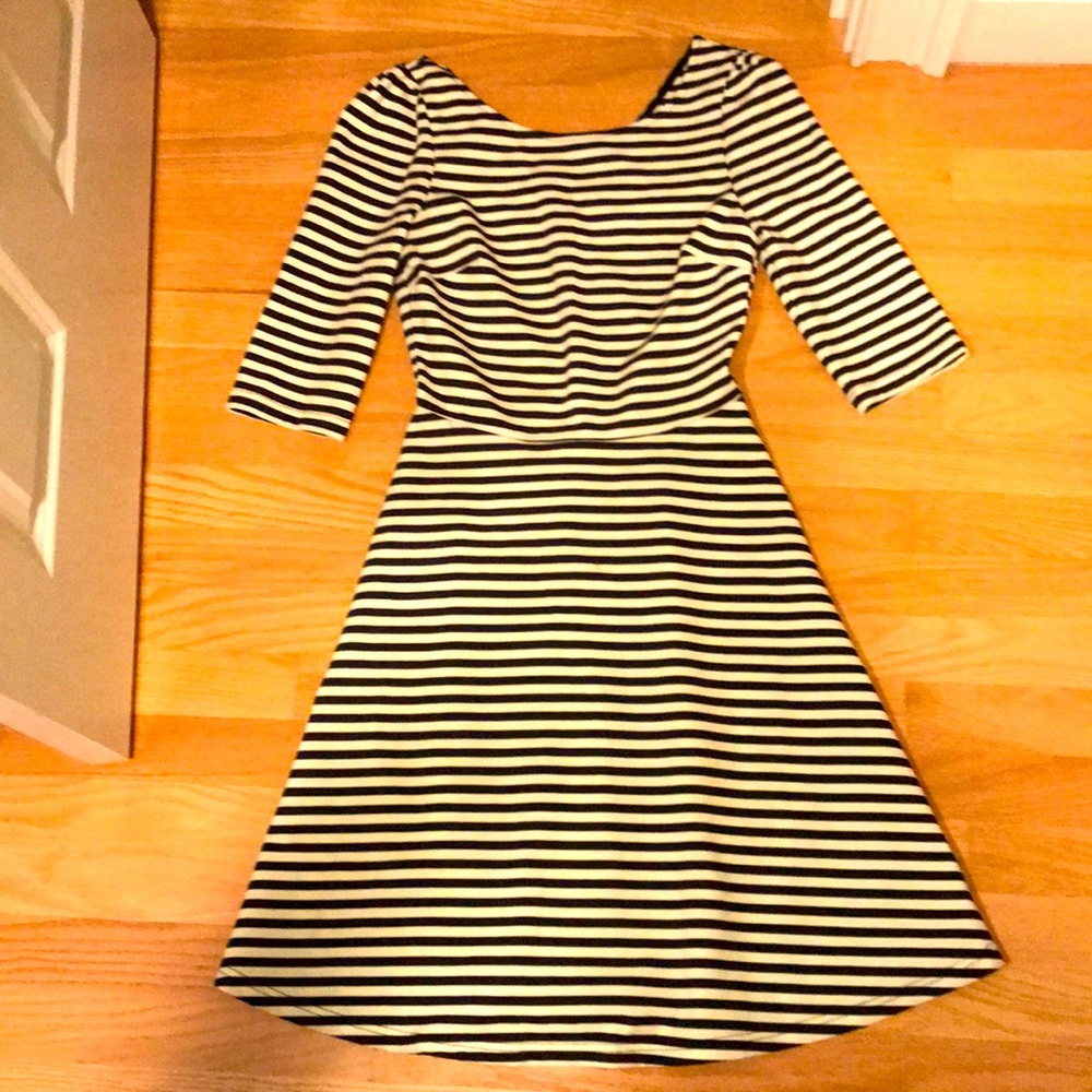Pixley stripe dress small